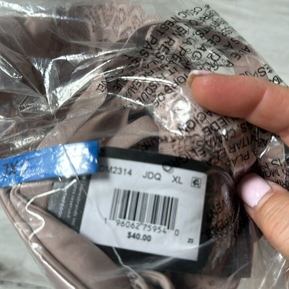 Maidenform Soft Support Wireless Bralette, Blush XL Lace DM2314 NWT in packaging - Picture 4 of 4